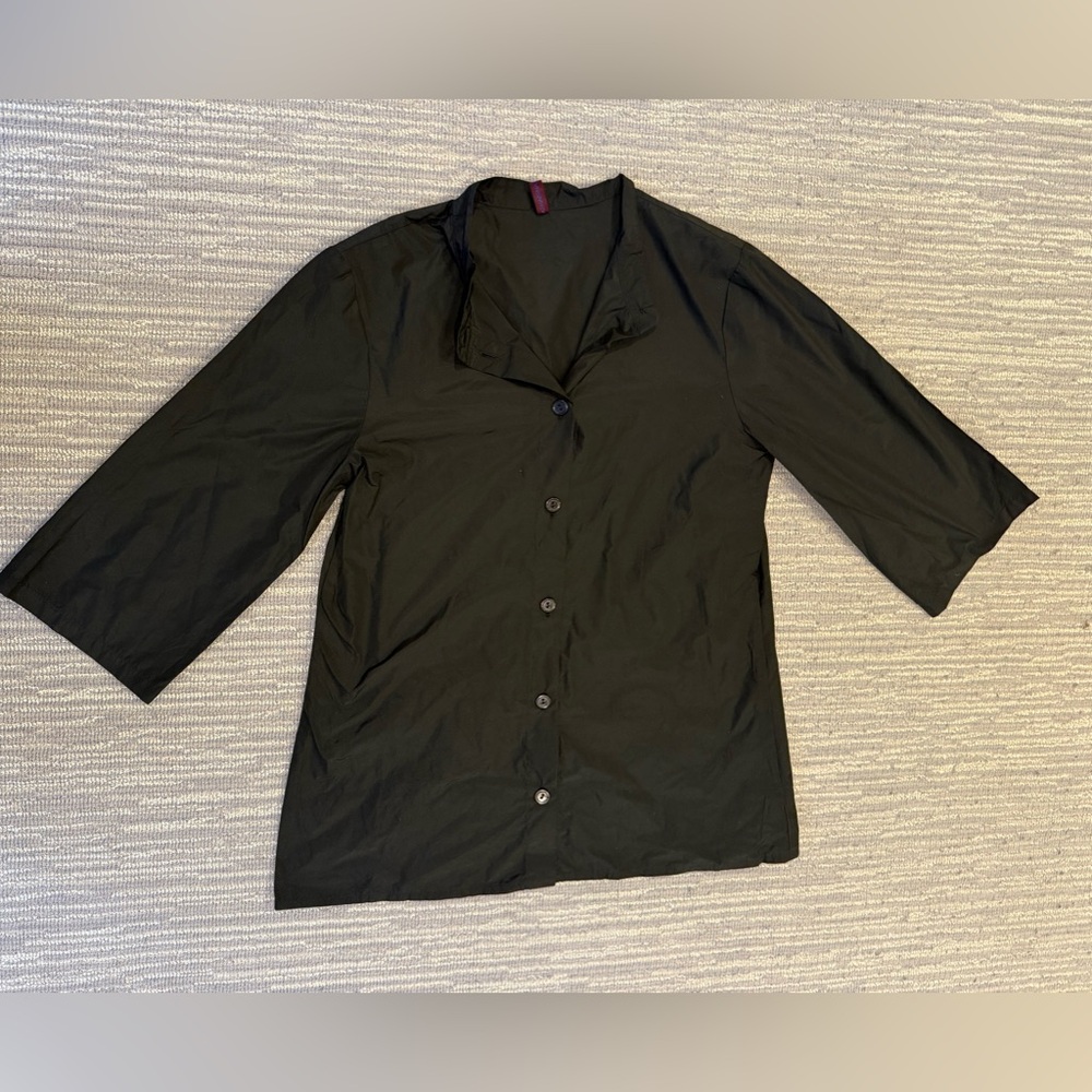 Katharina Hovman black button down size 4